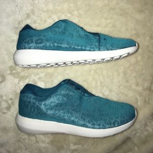 Jessica Simpson The Warm Up Athletic Shoes